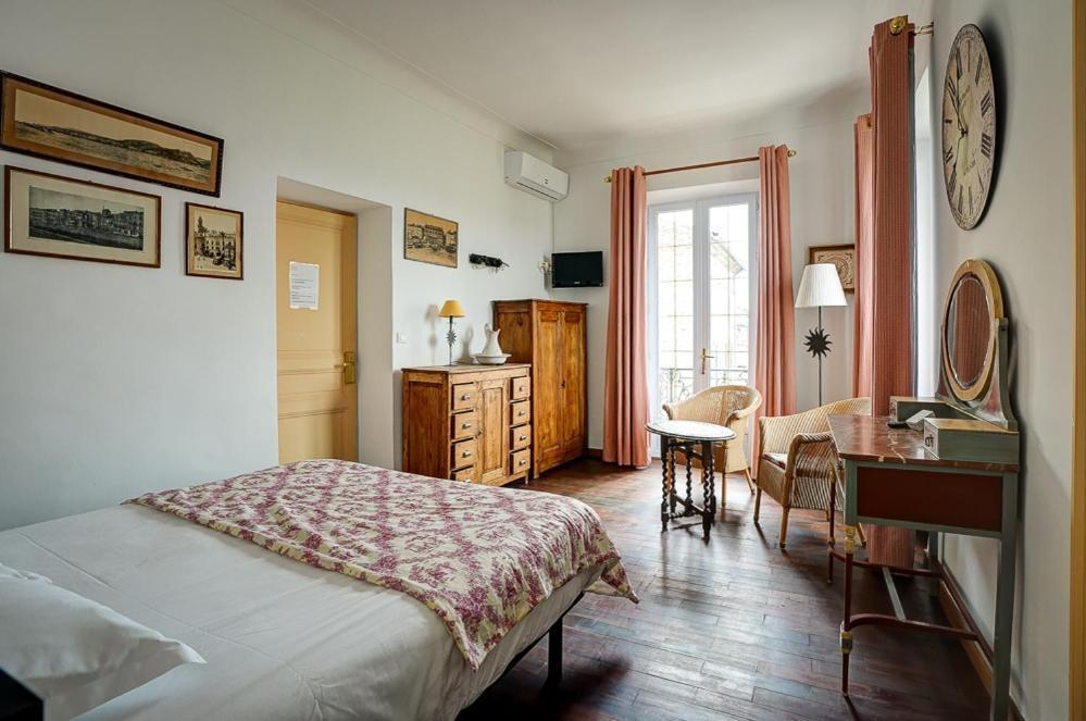 La Chaumiere, Demeure D'Hotes Lauris エクステリア 写真